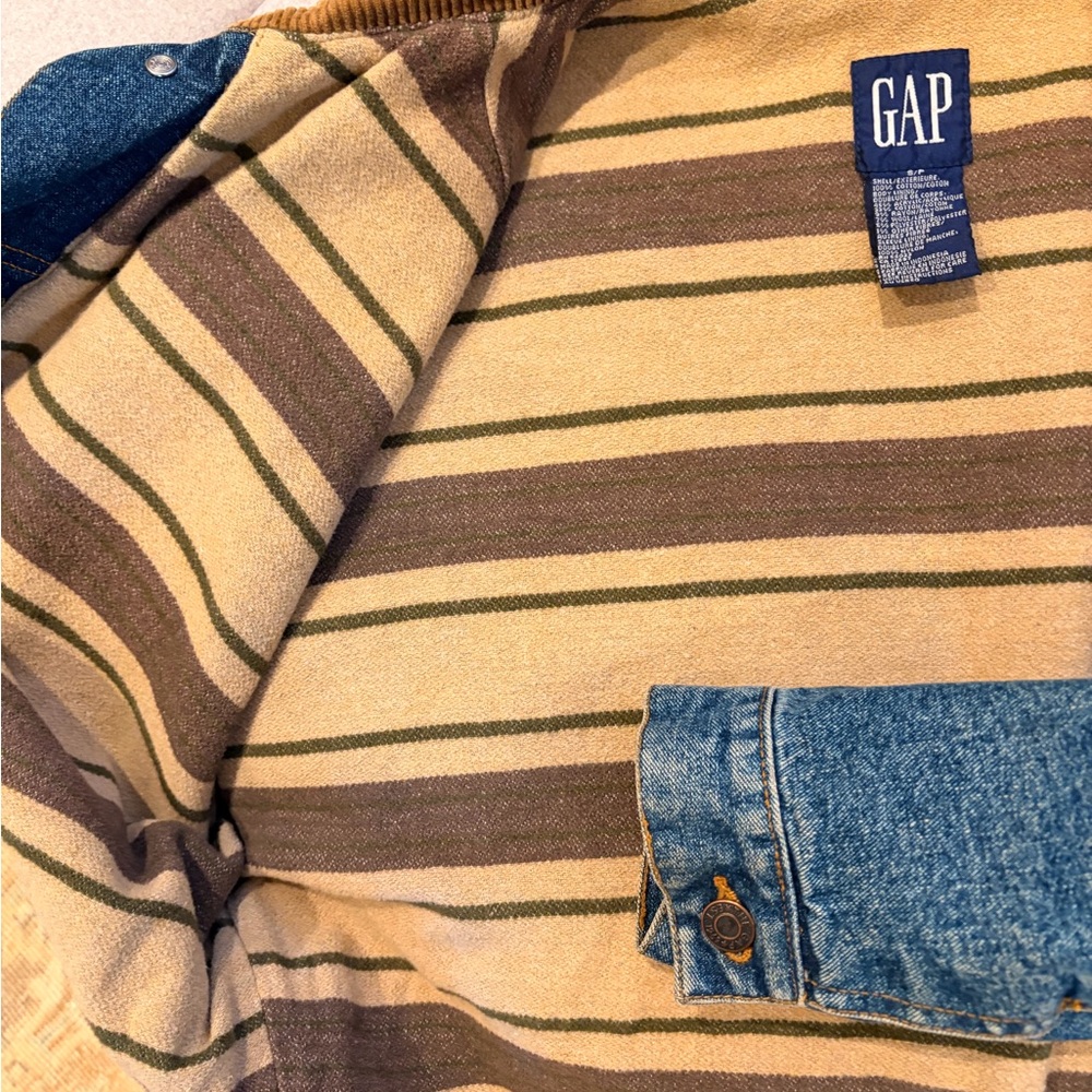 GAP Blue Denim Jacket with Tan Corduroy Collar - Picture 4 of 7